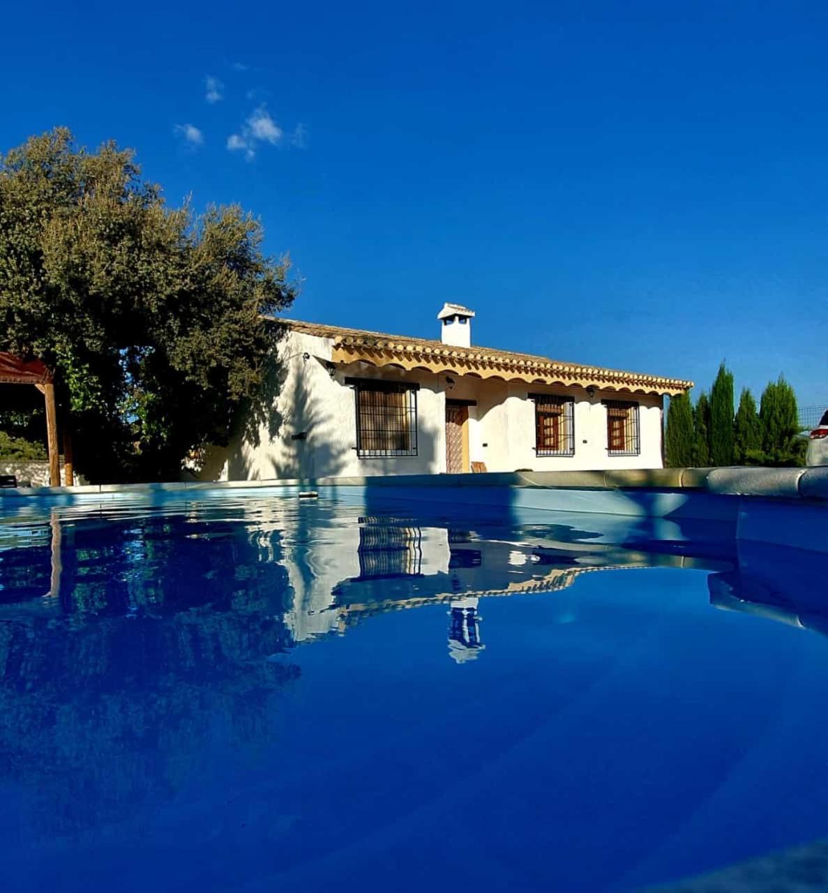 Holiday home Cortijo El Nevazo Fuentes de Cesna